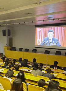 中国美术学院师生畅谈观看党的十九大报告感想