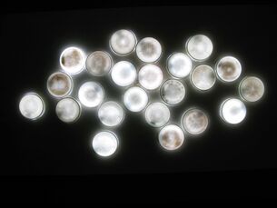 《静夜思》