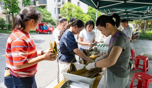 f3fb991ad7878471625c8c66ce1b4e29a3ddfd3c