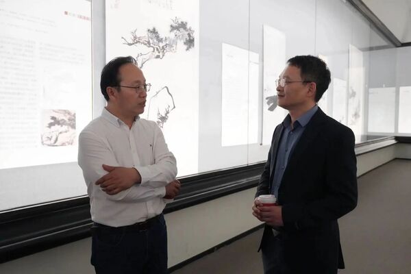 中国科学院深海所党委书记彭晓彤来我校做科普报告