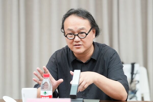美国加州艺术学院院长一行来访中国美术学院
