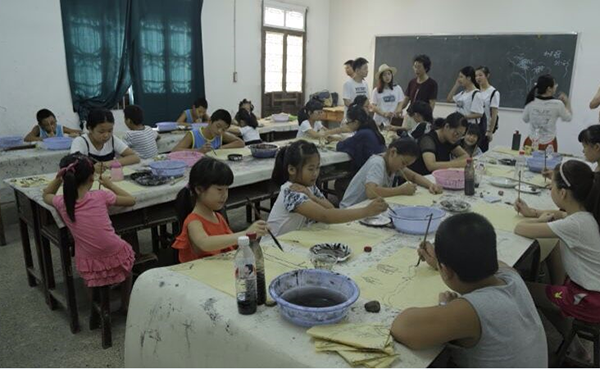 党委书记钱晓芳一行赴浦江看望我院社会实践师生
