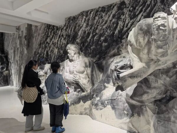 “大草图:杨奇瑞工作室主题展暨杨奇瑞雕塑园开幕展”开幕