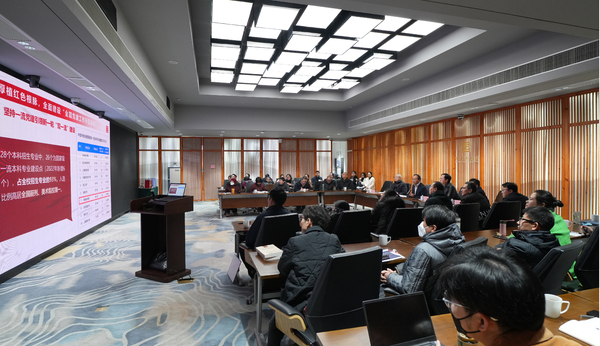 学校召开2022年度二级党组织书记抓基层党建、 人才和意识形态工作述职会议