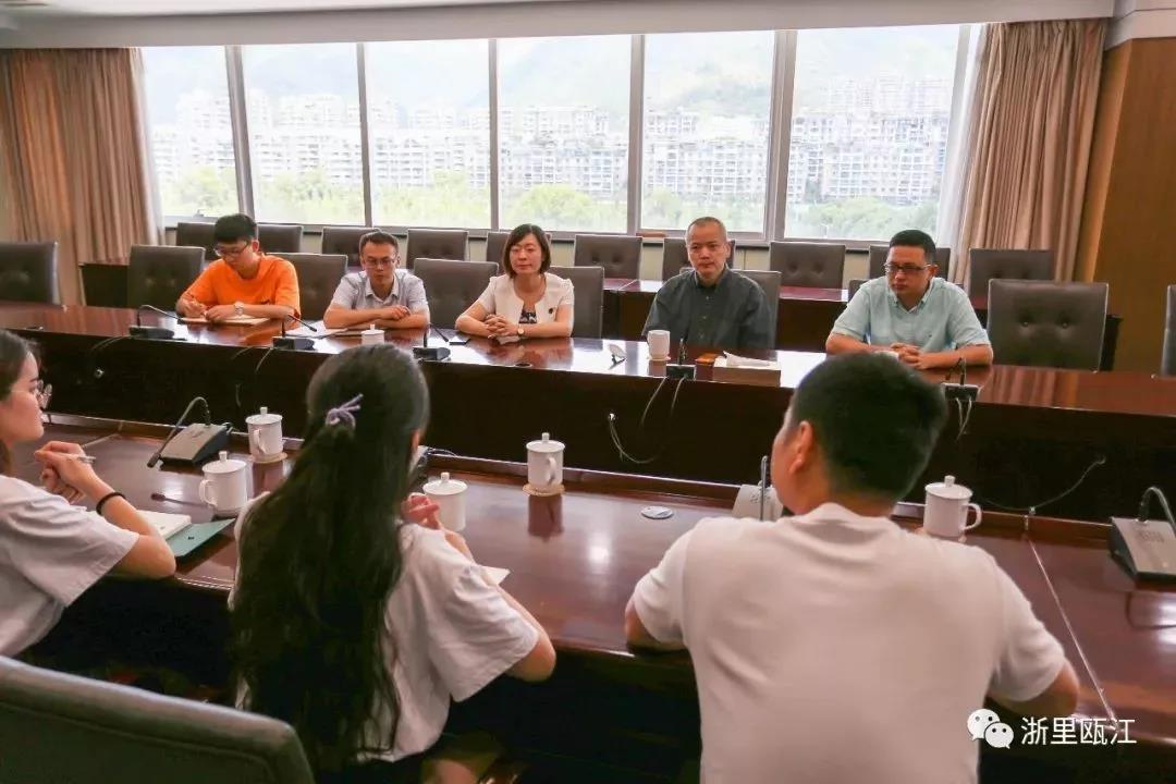 校党委副书记刘正一行赴丽水看望社会实践师生